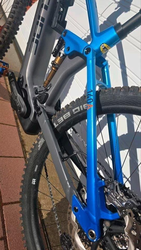 Cube Stereo Hybrid 140 HPC Actionteam – Modelljahr 2022
